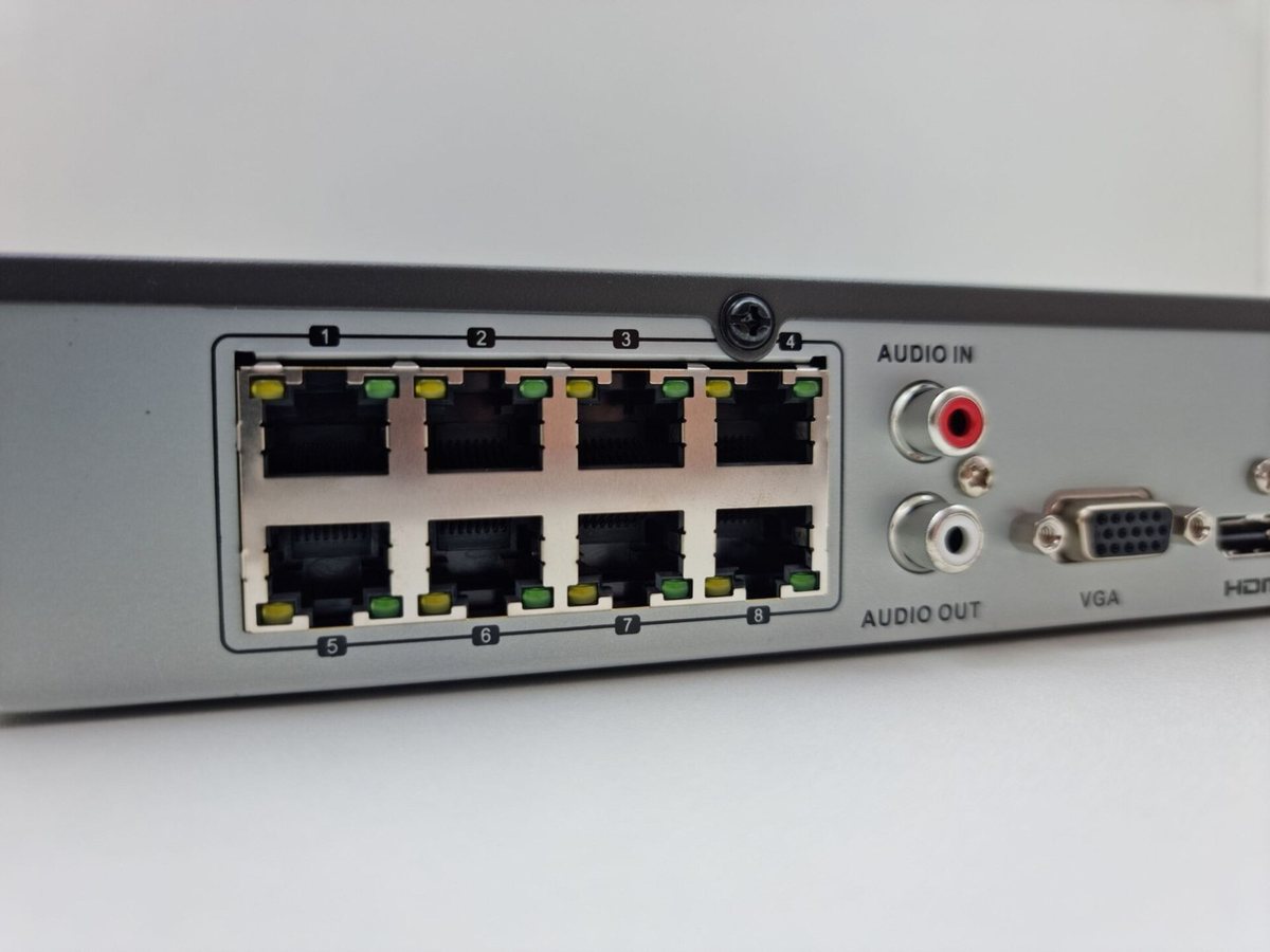 أنكي مسجّل NVR بـ 8 قنوات PoE (2)